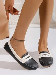 Giày lười đế bằng cổ điển dành cho nữ, thủ công, thiết kế phối màu, mềm mại và nhẹ - Đen và trắng - Xem 2
