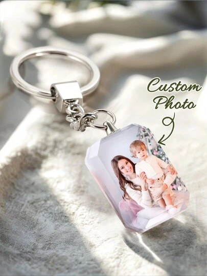 1 قلادة مفتاح كريستالية مخصصة بصورة شخصية، هدية مميزة للرجال والنساء في عيد الحب، هدية فريدة للصديق/الصديقة، الزوج/الزوجة، مناسبة للأعياد والذكرى السنوية، ألوان زاهية، جميلة، مضحكة، كاواييي، عصرية، متعددة الاستخدامات، مخصصة، هدايا مثالية للأسرة والأصدقاء والمدرسة والمعلمين والسكن الجامعي، رومانسية رقيقة، أنيقة وعملية