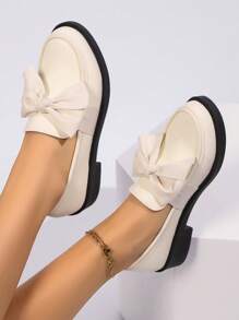 女士蝴蝶结装饰一脚蹬乐福鞋，适合所有季节的平底休闲鞋 - 米色 - 查看 3