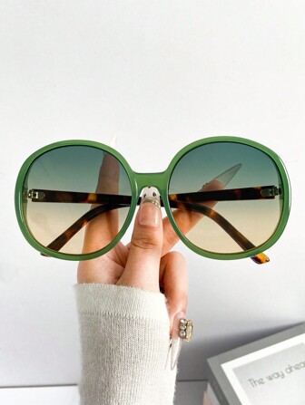 1pc Retro Oval Frame Gradient Color Fashionable Fashion Glasses, High-End Outdoor Beach Party Glasses, & Versatile Street Style Color Blocking Boho Vacay Vibes For Summer Beach Vacation,Outdoor,Travel