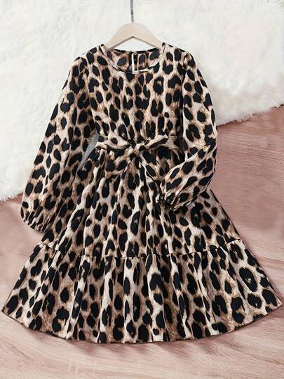 Avslappnad leopardmönstrad långärmad prinsessklänning för flickor, elegant och sofistikerad för vardagsbruk, lämplig för familjebesök eller sammankomster