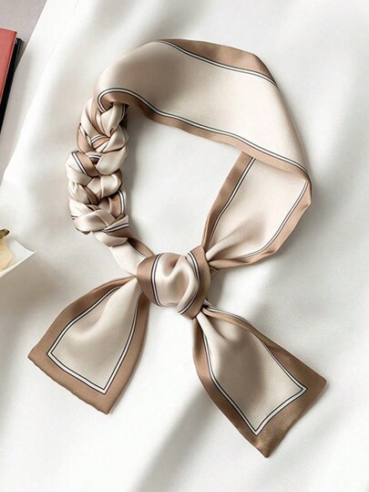 وشاح حريري لون كاكي صلب للسيدات قطعة واحدة، إكسسوار أنيق متعدد الاستخدامات للارتداء اليومي، يمكن ربطه على الحقيبة أو الرقبة، وغيرها، يعد العنصر مثالي لإضفاء لمسة جمالية على إطلالتك، يمكن استخدامه كباندانا، أو عقدة شعر، أو حزام للرأس