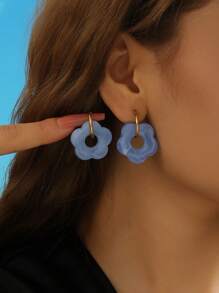 1對不鏽鋼18K金鍍耳環，附透明藍色花卉吊墜，女士時尚甜美設計，適合海灘假期 - 藍色 - 查看 1