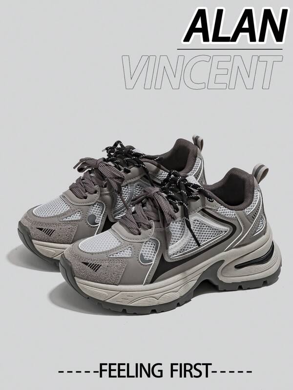Alan Vincent أحذية رياضية رمادية من سلسلة سنيكرز المدينة ل- آلان فنسنت، أحذية رياضية جديدة لعام 2025 للنساء ذات نعل سميك، أحذية رياضية مريحة وأنيقة، أحذية كاجوال زيادة الارتفاع، أحذية خارجية للسيدات، أحذية تنفس شبكية