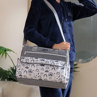 新款时尚云朵印花单肩孕妇包；多功能大容量斜跨孕妇包；户外便携式尿布包