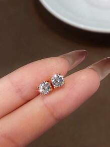 1Pair Four Claw Moissanite Stud Earrings Luxury Jewelry Gifts For Women S925 Sterling Silver Fine Ladies Jewelry Gift