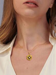 1 件波西米亚风格女士项链，3D 铃铛花和贝壳形状，18K 镀金不锈钢和人造珍珠材质，颜色持久，防过敏，适合日常佩戴和送礼 - 彩色 - 查看 12