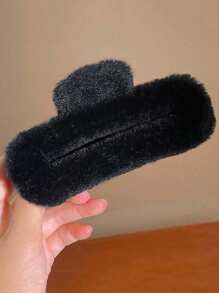 Women's Autumn Winter New Plush Extra Large Hair Clips. Fashionable Popular Extra Large Hair Claw. Bun Clips. Party Daily Versatile Hair Accessories Hair Clips Fall Claw Clip For Vacation Outfits Woman