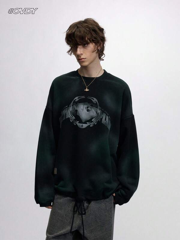 OVDY قطعة واحدة بلوزة رجالية بشعار وأحرف مطبوعة بالحرير اليدوي، بياقة دائرية وأربطة في الحافة السفلية، ملابس الشارع