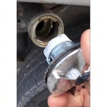 Para Toyota Interruptor de la tapa de combustible - Plateado - Ver 2