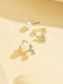 1pair Chic Fish Tail Shape Earrings With Rhinestones & Faux Pearls For Women