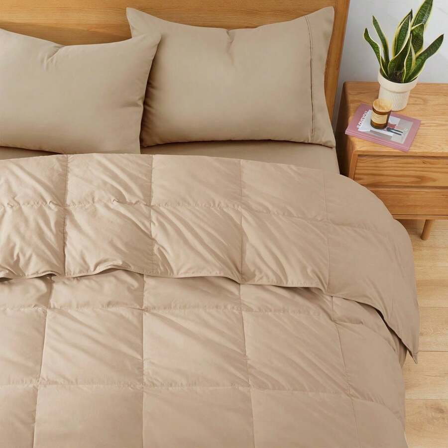 Puredown Lightweight Goose Down Comforter Soft Fluffy Twin Full King