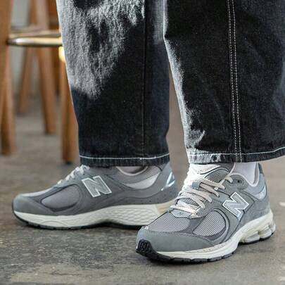 New Balance NB 男女鞋 2026 新款 2002R 系列复古休闲厚底运动鞋 M2002RNM