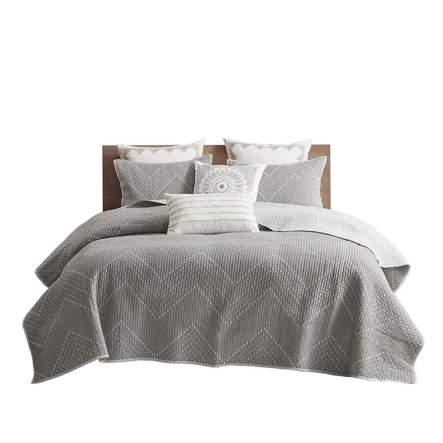 Gracie Mills Huber 3-Piece Embroidered Cotton Quilt Set - GRACE-14378 - 灰色的 - 查看 1