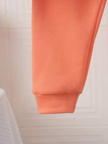 Young Girl Butterfly Print Hoodie & Pants Set