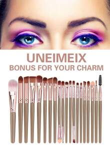 44件套化妆刷套装，包含：20支化妆刷、5个水滴形美妆蛋、5个三角粉扑、5个迷你水滴形美妆蛋、5个指套粉扑、1个发带、2个腕带、1个清洁工具。这套化妆刷套装包含各种面部化妆工具，刷毛柔软，适用于粉底刷、眼影刷、眉刷、唇刷等。快速上妆，适合初学者和专业化妆师，是送给女性的理想礼物。套装包含所有化妆刷，是完整的化妆工具套装。 - 彩色 - 查看 2