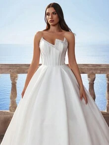 New Arrival Solid-Color Luxury Palace Style Glossy Beaded Satin A-Line Wedding Dress With Train, For Brides, Autumn/Winter, White Bridal Dress - White - View 8