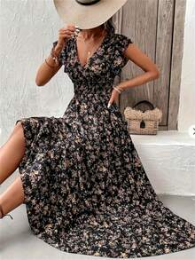 大码女式春夏花卉印花 V 领度假风荷叶边袖 A 字形连衣裙