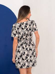 Short Printed Dress With Tie Belt - Black - View 5