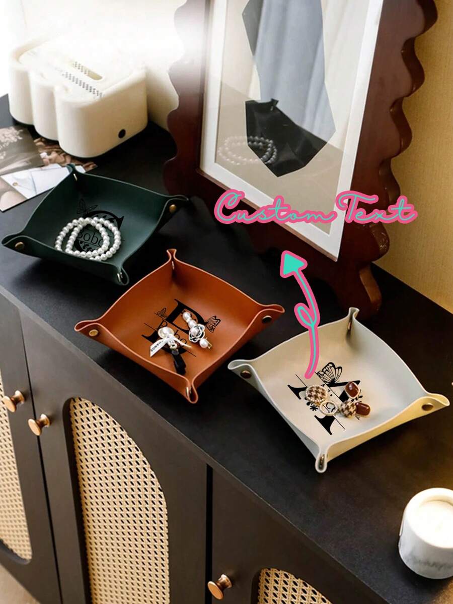1pc Personalized PU Leather Jewelry Tray, Name Letter Pattern Design, For Keys, Rings, Necklaces, Earrings Storage And Display, Foyer, Living Room Coffee Table Decor, Suitable For Wedding Memento, Valentine's Day, Mother's Day Gift