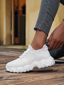 Zapatillas deportivas nuevas de moda para mujer en color amarillo brillante con cordones y plataforma alta, ligeras, transpirables, antideslizantes, para uso casual al aire libre para adolescentes - Blanco - Ver 11