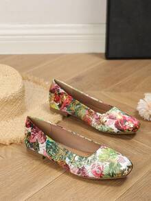 Giày bệt Mary Jane mũi vuông cổ điển Pháp thu 2024, phong cách nhẹ nhàng để kết hợp với váy - Màu be - Xem 2