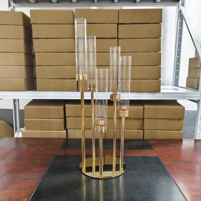 1 pieza Candelabro elegante de 5 brazos en color dorado con cubierta de acrílico, soporte para mesa ideal para bodas, Navidad y decoración de fiestas en el hogar