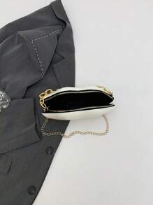 Fashion Patent Leather Lip-Shaped Chain Crossbody Bag, Versatile Handbag, Party And Evening Purse, Makeup Bag - White - View 10