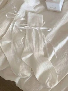 1 para skarpetek damskich z kokardą, siatka w pionowe paski, skarpetki do połowy łydki, styl baletowy