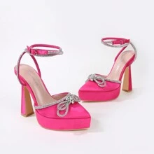 Berness Dahlia Platform Heels With Glitter Bow