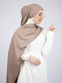 1pc Instant Jersey Hijab Made By Soft, Breathable, And Anti-Pilling Fabric. Tie-On Hijab. Suitable For Year-Round Use And Daily Wear By Muslims.