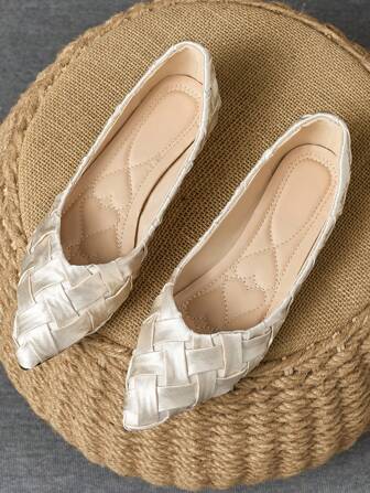 女士尖头软底乐福鞋，新款复古编织面料一脚蹬休闲平底鞋，适合户外旅行，四季皆宜