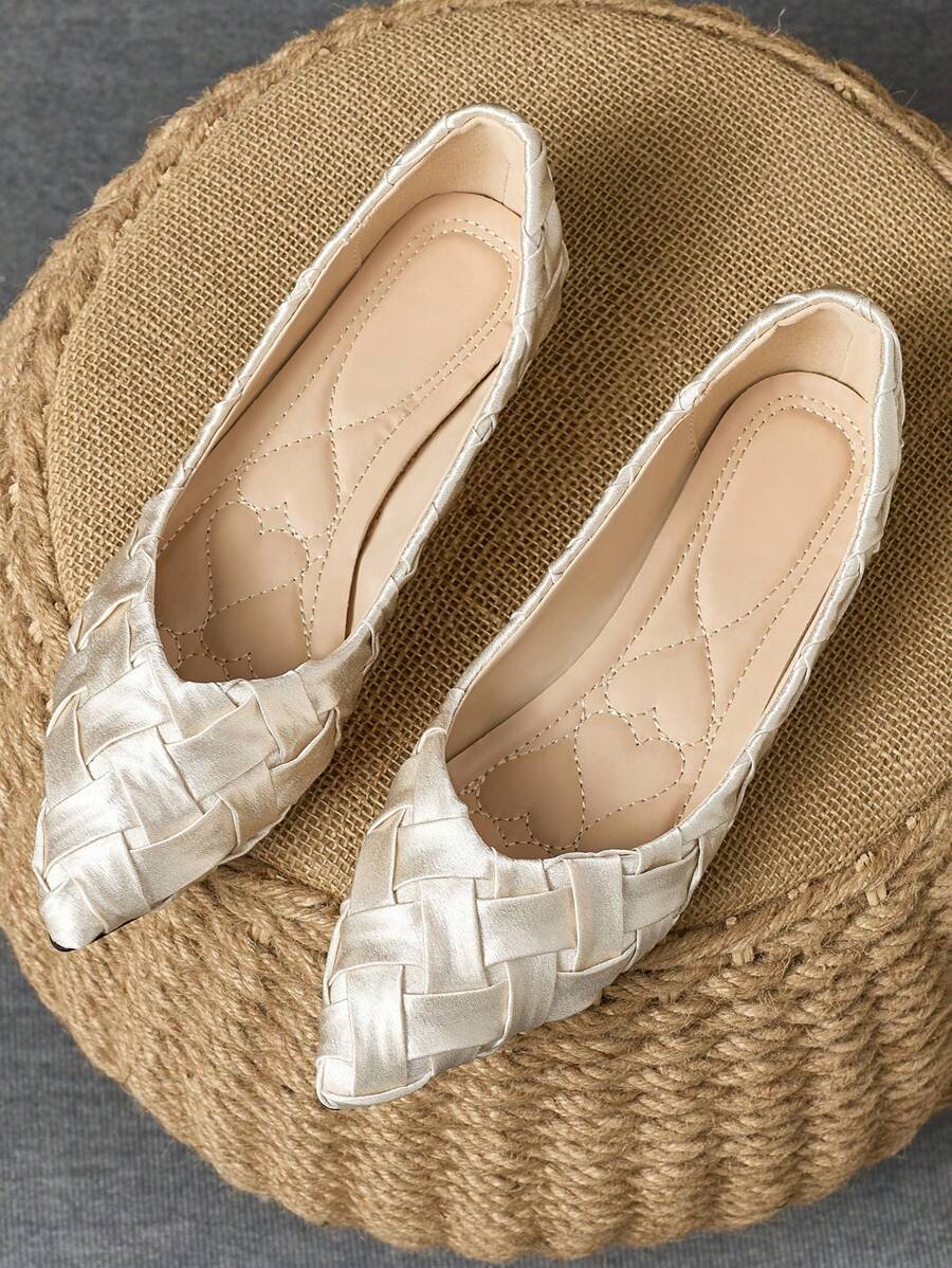 Giày lười đế mềm mũi nhọn cho nữ, giày đế bằng vải dệt cổ điển mới, đi du lịch ngoài trời, mọi mùa - Màu be - Xem 1