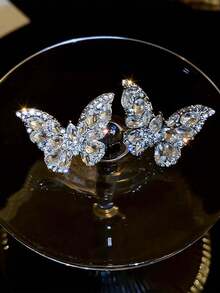 1 对复古水晶蝴蝶耳钉，方晶锆石蝴蝶水钻耳环，闪亮密镶水晶银色耳环，适合女士 - 銀色 - 查看 4