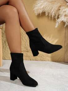 Women Plus Size Black Suede Pointed Toe Vintage Chunky Heel Short Boots, Simple Elegant Ankle Boots, Warm Lining For Autumn/Winter - Black - View 1