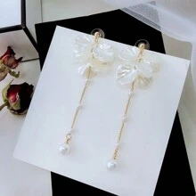 1 Pair Acrylic Leaf Tassel Faux Pearl Long Earrings, Stylish Casual Chain Dangle Earrings For Women, Fashionable For Dates - White - View 4
