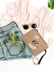 Printed With The First Letter And Floral Wreath Pattern Portable Handheld Wallet Portable Small Bag Suitable For Gift Giving Travel Small Package Lightweight Storage Bag Travel Washing Zipper Bag - Perfect For Travel And Vacation Parties Holiday Makeup Bag - Perfect Gift For Friends Family Or Oneself - Travel Bag Suitable For Both Men And Women For Women Wallet Mini Wallet Purse Wallet Wristlet Wallet Coin Wallet - Khaki - View 3