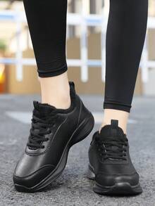 Zapatillas deportivas impermeables y con revestimiento térmico, livianas, cómodas y casuales para viajar, color negro