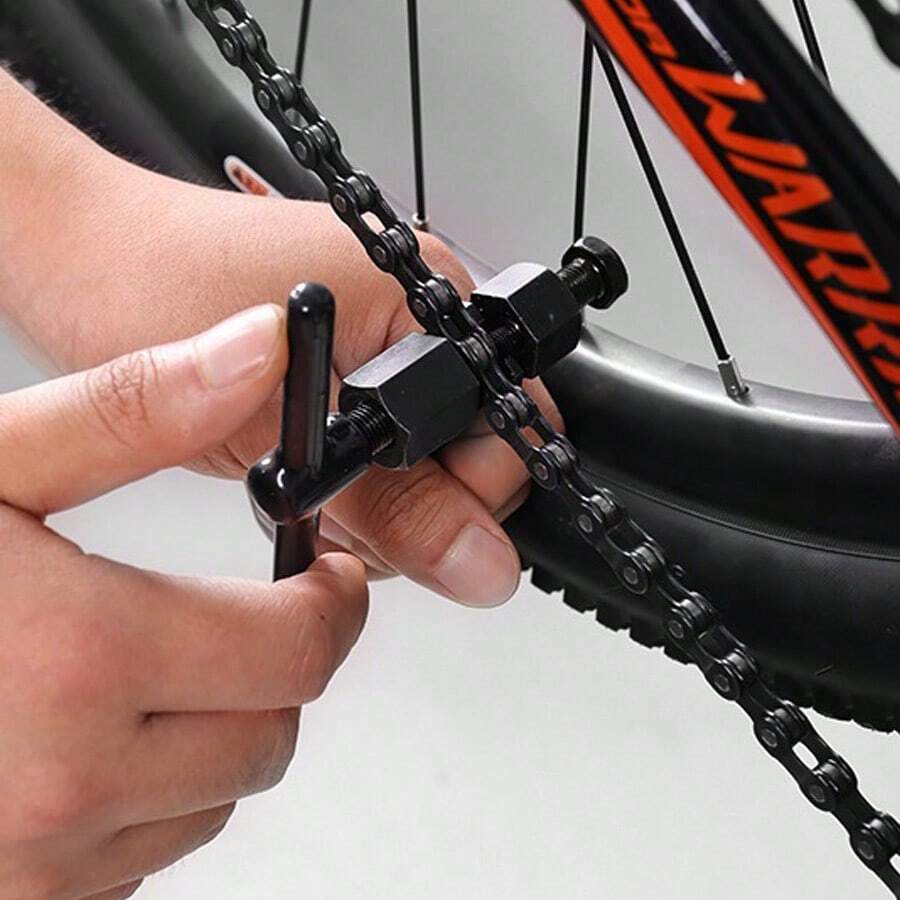 Bicycle Chain Cutter Repair Tool, Suitable For 1-11 Speed Mountain Bike & Road Bike Chain Disassembly - Black - View 1