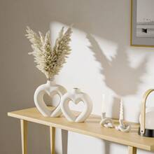 Ceramic Vase, White Decorative Vase, White Heart Shaped Ceramic Vase, 1pc & 3pcs Pack, Scandinavian Modern Bohemian Decorative Ceramic Aesthetic Vase, Valentine's Day Decorations, Table Decorations, Office, Bedroom, Mantel Decorations Rama Decoration Rama Gifts Birthday Graduation Home Decor Room Decor Flower Vase Glass Vase