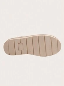 Women's Fashionable Striped Slip-On Low-Top Warm Lined Short Snow Boots, Casual Winter Beige Waterproof Rubber Outsole Snow Shoes