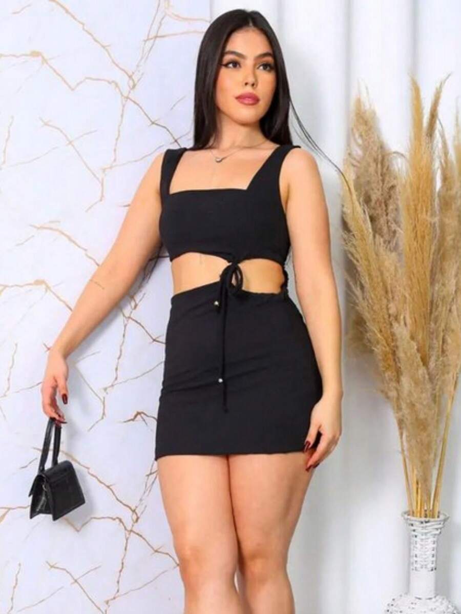 LADY CHIC Women's Short Christmas And New Year Dress With Waist Detail - màu đen - Xem 1