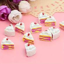 4 chiếc bánh mô phỏng thu nhỏ tỷ lệ 1:12, bánh hình tam giác giả bằng nhựa siêu nhỏ tự làm, phụ kiện trang trí nhà bếp, đồ trang trí siêu nhỏ dễ thương, đồ trang trí ký túc xá và căn hộ đại học, tiệc sinh nhật, tiệc ngày lễ, đồ trang trí cho Halloween, ngày lễ tình nhân, giáng sinh, lễ tạ ơn, quà tặng năm mới - Màu Hồng  Dưa hấu - Xem 5