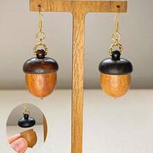 1 对时尚创意橡子形开口耳环，适合女性在任何场合佩戴 - 木頭 - 查看 3