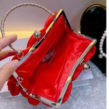 Torebka satynowa z kwiatem róży, elegancka torebka damska Niche Bridal, torebka na ramię dla druhny, torby imprezowe Tready, idealne na imprezę, wesele, bal, kolację/bankiet - Czerwony - Zobacz 8