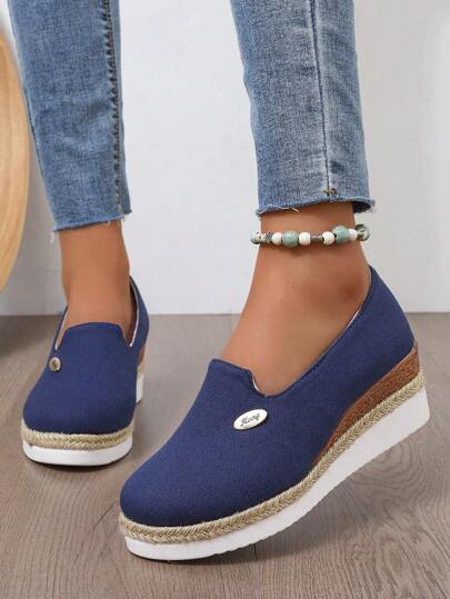 Mocassini slip-on casual e alla moda da donna con suola in corda in taglie oversize