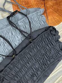 Cropped Blouse With Thin Straps And Tailored Ruffles - 黑色和灰色套件 - 查看 3