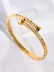 Set de 3 piezas de pulseras chapadas en oro de 18K de acero inoxidable, aptas para uso diario de mujeres, con diseño de flor y uña con circonita cúbica brillante, de estilo popular europeo y americano, para uso casual, fiestas, días festivos, cumpleaños, novia, San Valentín, regalo de joyería de muñeca para mujeres