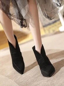 Women's Fashion Boots With V-Cut Design, High Heels, Chunky Heels, Pointed Toe, Suede Fabric, Ankle Boots For Autumn/Winter - Black - View 4