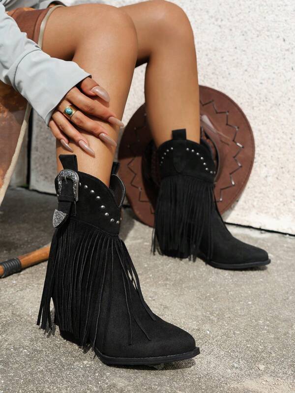 Damen Mode Quasten-Niet-Dekor Plateau-Slip-On Lässig Stiefel, einfarbig